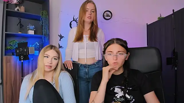 Caroline_honeyy - doggy panties