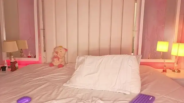 Jolie_rousse - Spread legs +POV open pussy 🍒✨