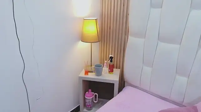 Bellaveprime - plug anal