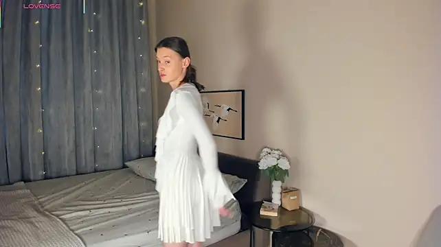 LianneBynon - stress-test my panty!