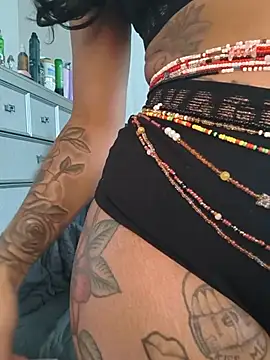 Butterflybootyy - Naked twerk