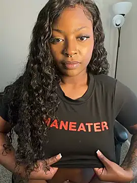 JasReign2 - Flash Boobs