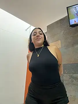 MeggyMae_ - show my pussy + rub clit