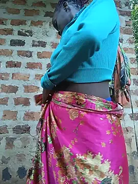 Pretty_Barbie0 - Open both pussy and ass in doggy