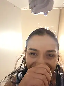Coraline__dk2 - Cumm naked in the gym shower 🔥🍒💦