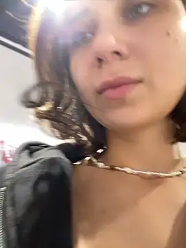 QuitieLia - Take off my wet panties