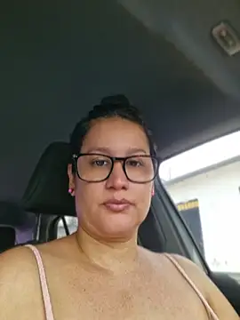 Keilymadam - A passenger rates my tits