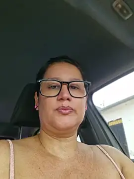 Keilymadam - A passenger rates my tits