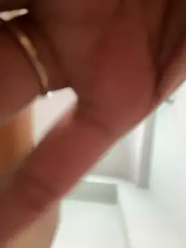 Miss_kanika76 - Pussy oil show