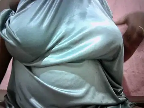 Hornygal2027 - NAKED