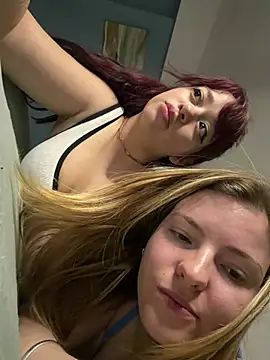 Heyitskiara - French kiss with her?😋