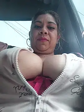 Laura-Hernandez - Spitting on tits on a bus