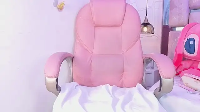 Chloe_Thompsonn_