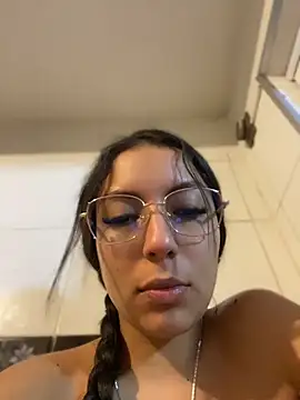 Julieth_ec_ - Suck fingers