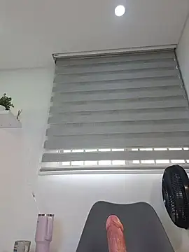 Ana_Luucia - 3 finger in my ass