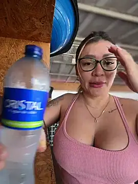 DIANITA_1988 - Naked Squirt toillet gym