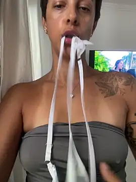 Brunaferrazz - 🔥 GOZAR NA CASA DA IRMÃ