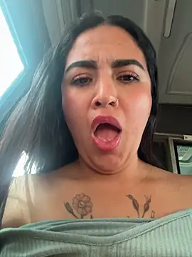 MAYE__13 - I take off my bras in public 🫴🍒🔥