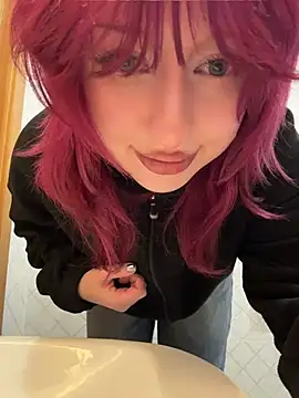 RonnieKiss - Suck tits