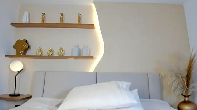 Karla_Hudsson - BOUNSE ASS OILED WITH PLUG ✨