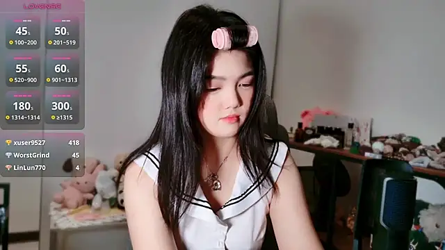 Xu150 - 屁股坐鏡頭*5