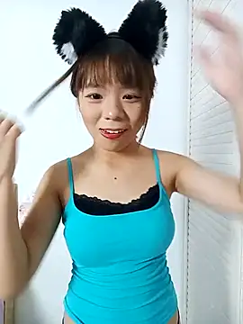 HSU8HSU - 乳夹跳舞Milk clamps dancing