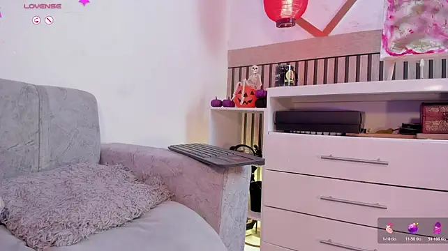 NinaInk - fuck machine control 3 min