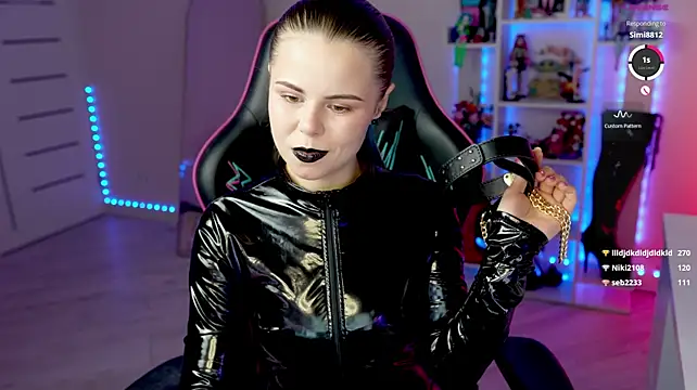 QueenAliceX - Give me pleasure