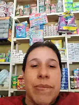 MIA-LARIOS - Flash pussy