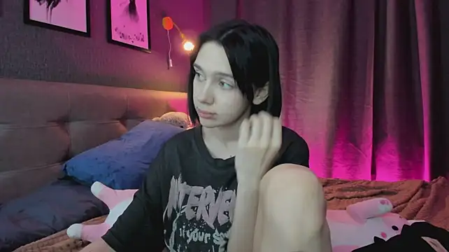 Lesi_Moonie01 - flash tits