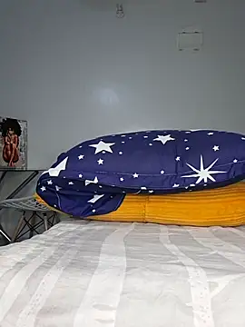 Blacck_Angel - Spread ass in doggy