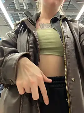 Sunny___Bunny - massage naked tits near ppl