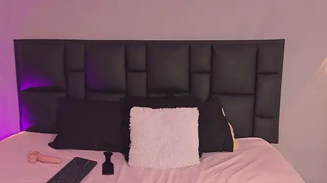 Liss_vega - show tongue👄