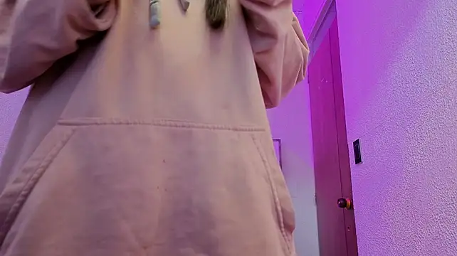 Destiny_A - spit tits +zoom