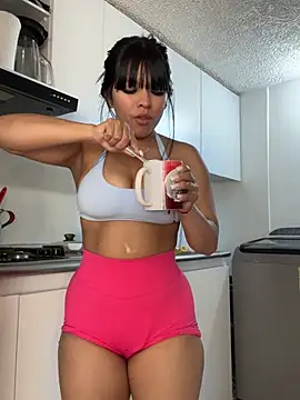 BrendaCrean - More BIG SQUIRT DRINKG
