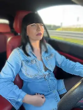 MysticCleo - Mostro le tette mentre guido+2’ctrl LT🎁