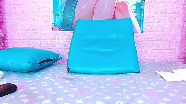 Adricristalmar - open my ass and spank