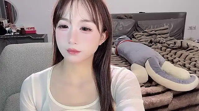 Naiyaomeimei - 瑜伽服上帝视角揉胸胸加娇喘