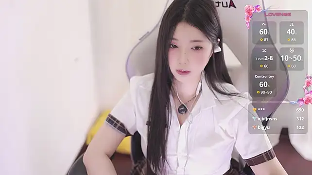 Kitty_baby77 - 完成任务 全裸M腿 5分钟