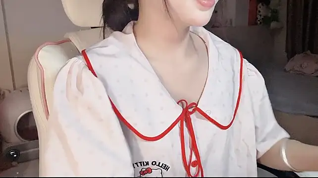 Yuyu-baobei - gái tóc mượt trượt vào tim anh