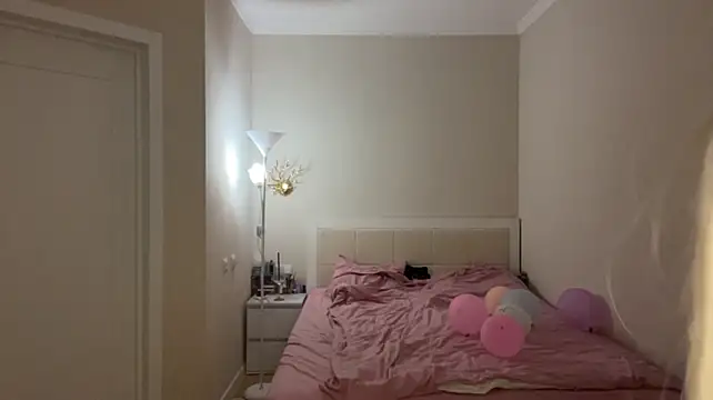 Mililluu - take off tiny panties for sweet pussy