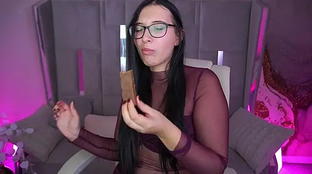 HotAuraX - spank the butt 3 times