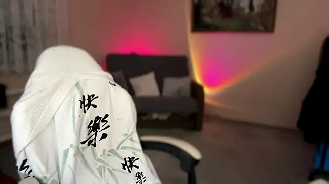 Lilit_shy - 🥵🥵slap my booty🖐️🖐️