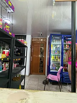 Olivia_jass - naked in the store