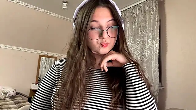 MarvelGair - Blow a Kiss 💋