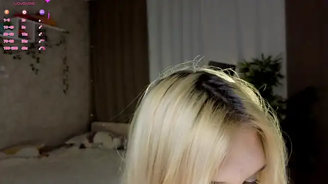AnnyiBlue - Off my panties and show wet pussy