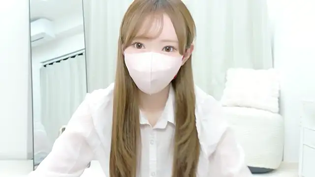 Yukachan_vv - 上の服ぽいっ💓初カルバン下着公開💕