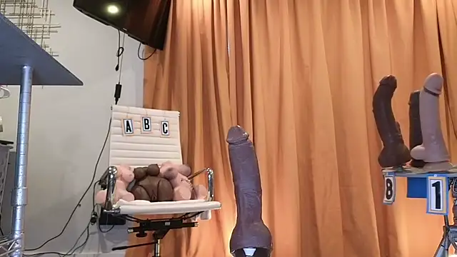 Vickiebee - empty your hairy balls in my pussy deep