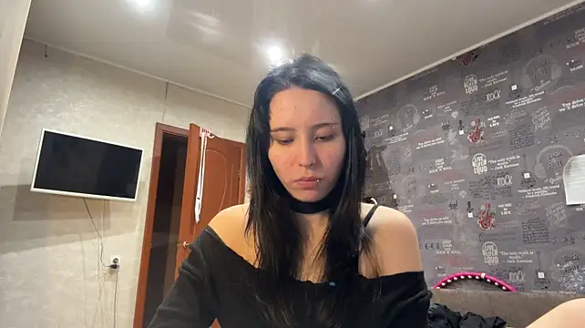LianaSchweppes - Early my ass flashy <3 💙