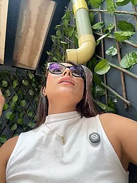 Amira_cute2